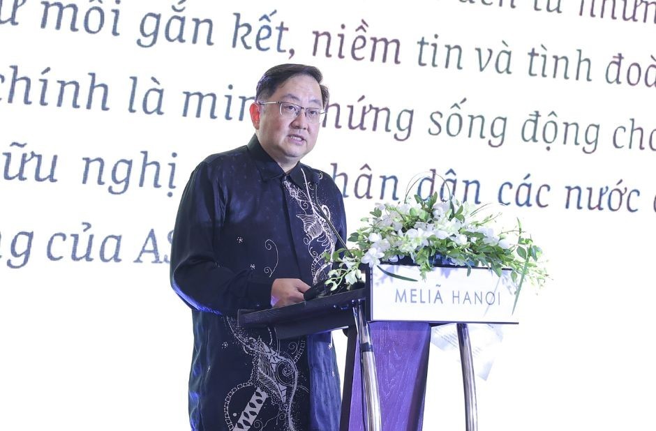 Malaysian Ambassador to Vietnam Dato’ Tan Yang Thai, representing the ASEAN Chair for 2025. (Photo: Dinh Hoa)