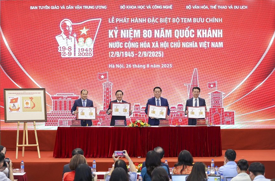 Special Stamp Set Issued to Commemorate 80th anniversary of Vietnam Independence Day