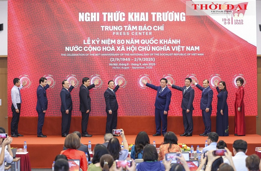 Special Stamp Set Issued to Commemorate 80th anniversary of Vietnam Independence Day