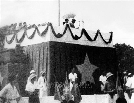 [Photo] Imprints of the Independence Day Parades Throughout History