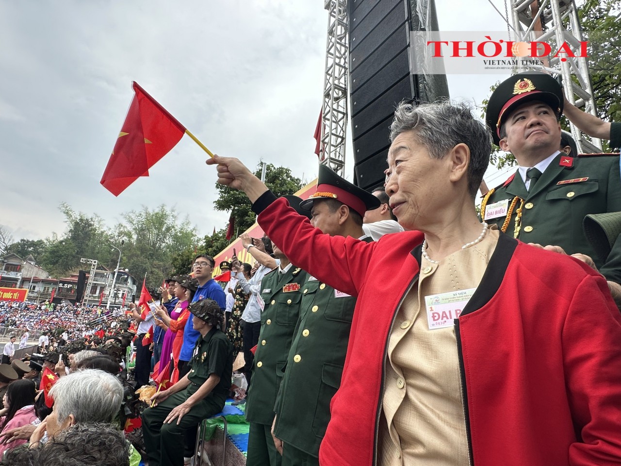 Former nurse at Nam Khe Son Hospital Vu Thuc Hue attended the 70th anniversary celebration of the Dien Bien Phu Victory at the invitation of the Viet Nam Union of Friendship Organizations. (Photo: Nguyen Van Linh)