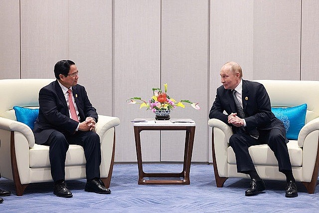 Prime Minister Pham Minh Chinh (left) and Russian President Vladimir Putin in Tianjin, China, September 1, 2025. Photo: VGP
