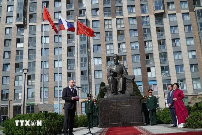 Governor of Saint Petersburg Congratulates Vietnam on National Day, Commends Role of People-to-People Diplomacy