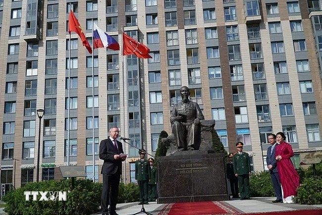 Governor of Saint Petersburg Congratulates Vietnam on National Day, Commends Role of People-to-People Diplomacy