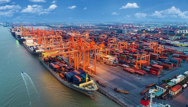 Vietnam’s Seaports Positioned as Key Hubs Linking ASEAN and Russia