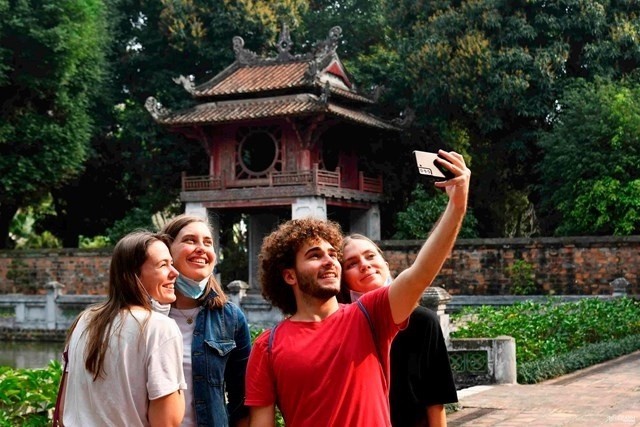 Vietnam Tourism Leads Global Growth Despite Challenges