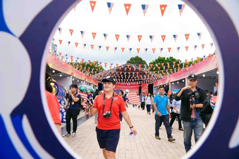 Colorful Vietnam - US Friendship Festival in Can Tho