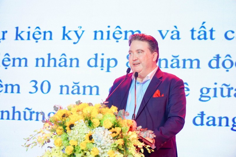 Strengthening Vietnam-US Relations through the Friendship Festival in Can Tho