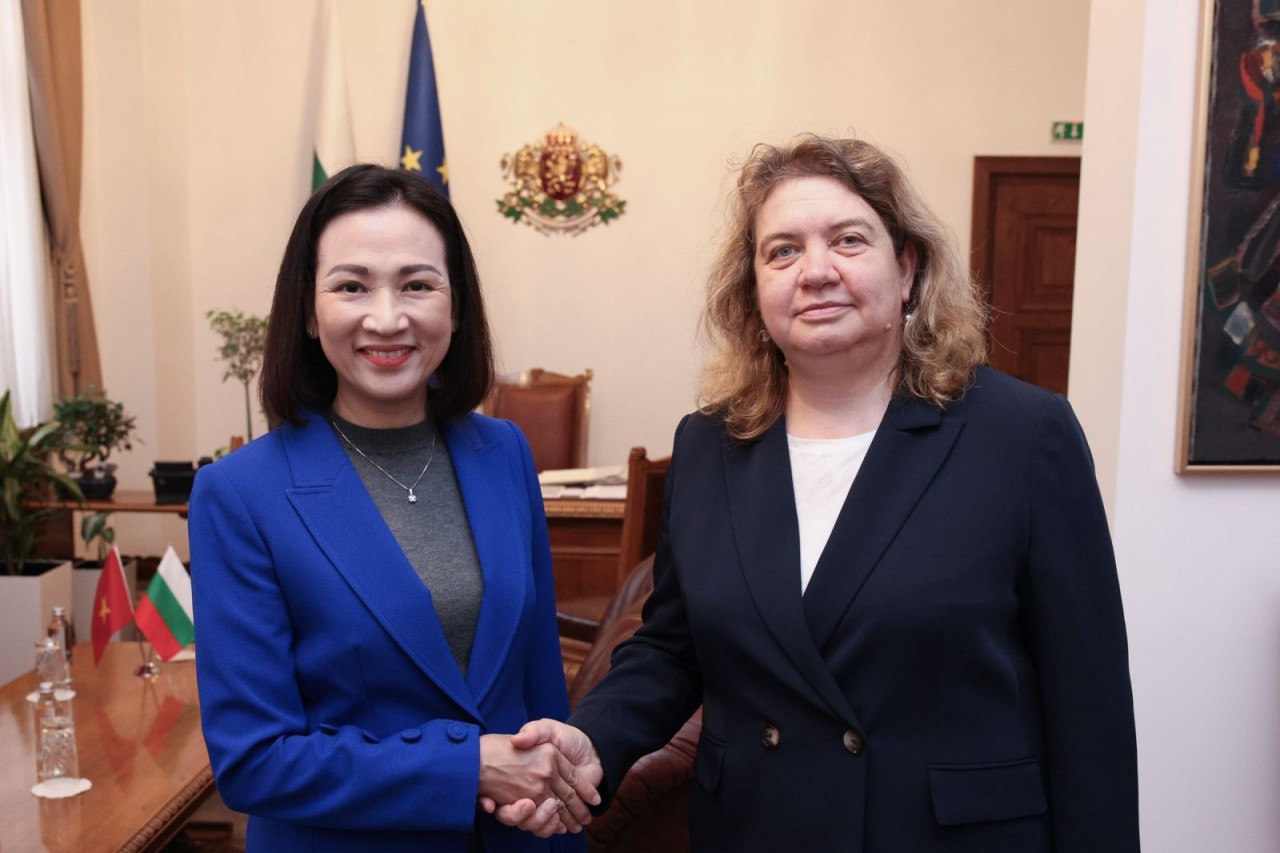 Bulgaria Always Cherishes and Attaches Special Importance to Relations with Vietnam