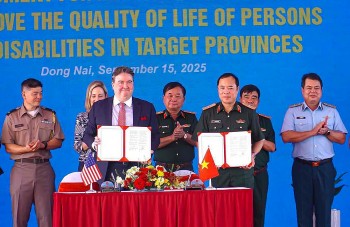 US Embassy Hands over 6 Hectares of Dioxin-remediated Land at Bien Hoa Airbase Area