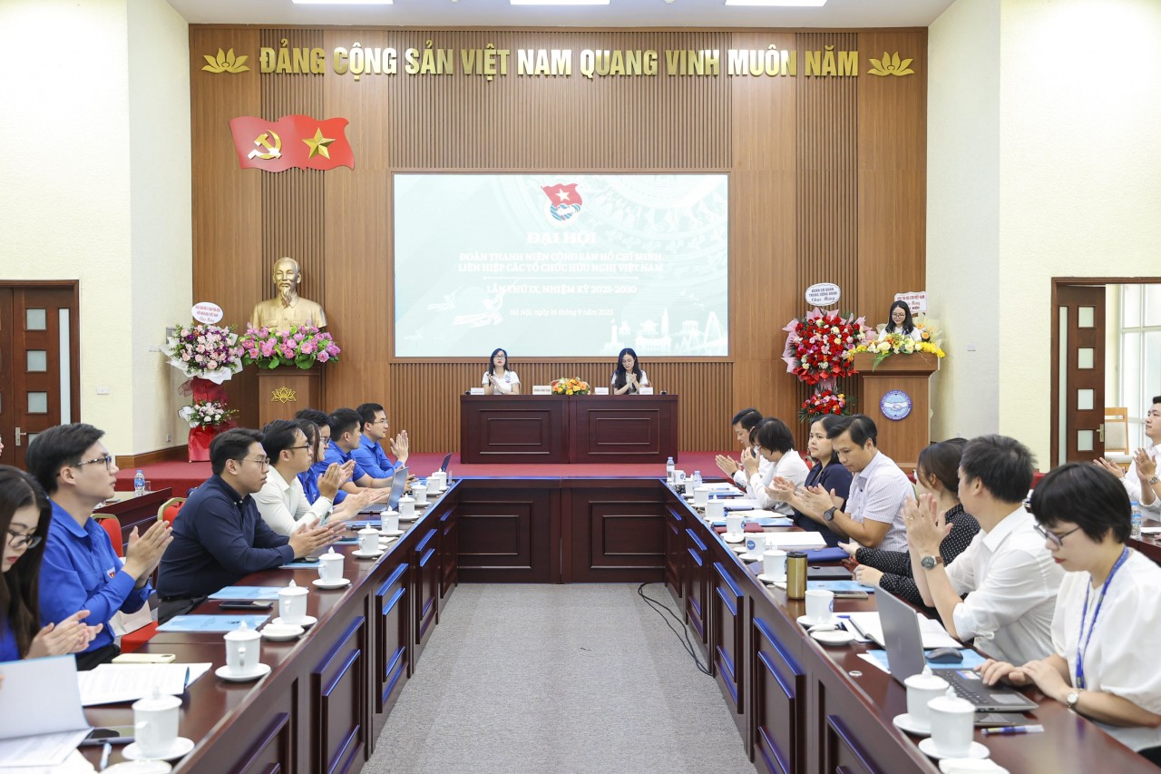 Scene of the Congress. (Photo: Dinh Hoa)