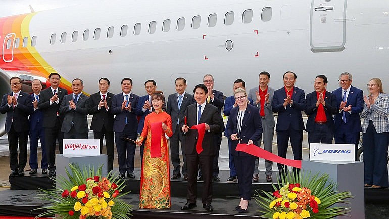 State President Joins Boeing-Vietjet Aircraft Handover Ceremony in Seattle