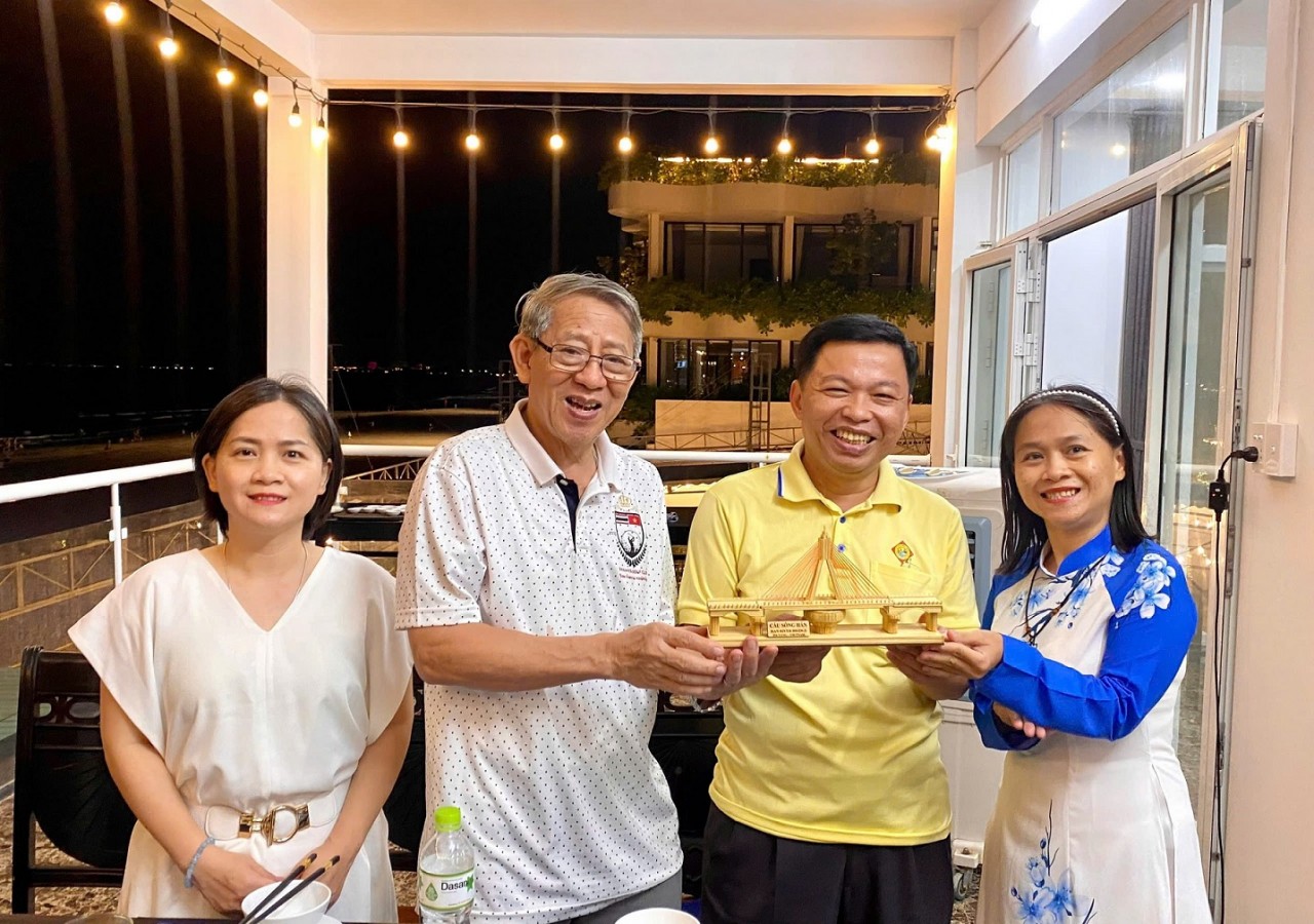 Thai Students Practice Vietnamese Language in Da Nang
