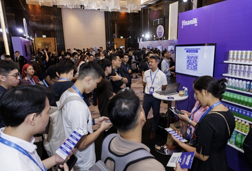 Vinamilk’s booth attracted significant attention from attendees at AWS Cloud Day Vietnam 2025. (Photo: AWS)