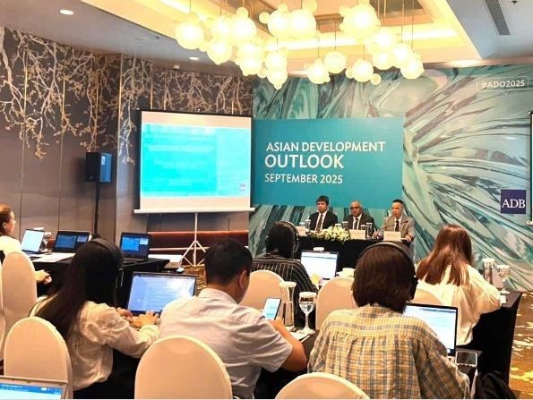 ADB Raises Vietnam's Economic Growth Forecast This Year To 6.7%