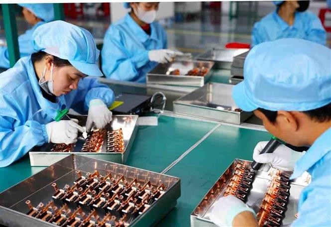 Vietnam News Today (Oct. 5): Vietnam’s FDI Inflows Remain Strong Amidst Global Stagnation