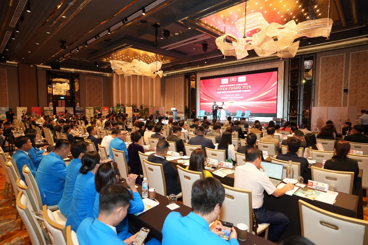 "VIETNAMESE IDENTITY BRAND" – Arousing national pride in the new era