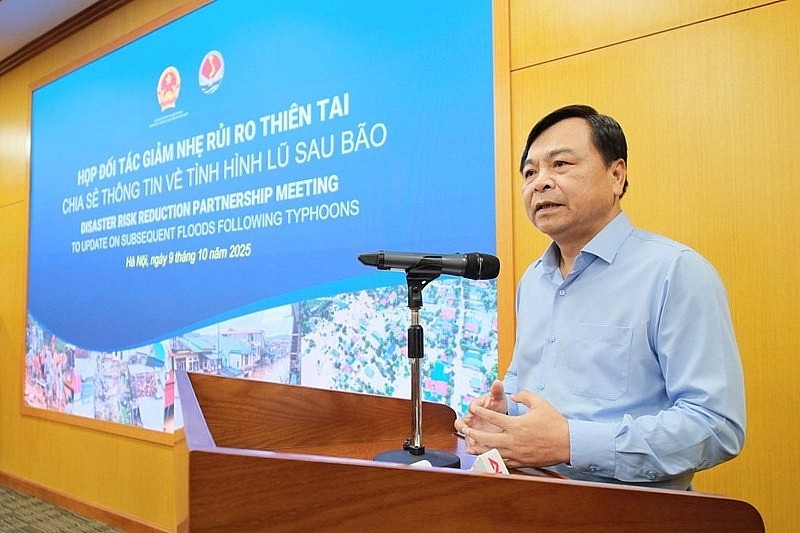 Over 30 Int'l Partners Commit to Support Vietnam to Overcome Natural Disaster Consequenses