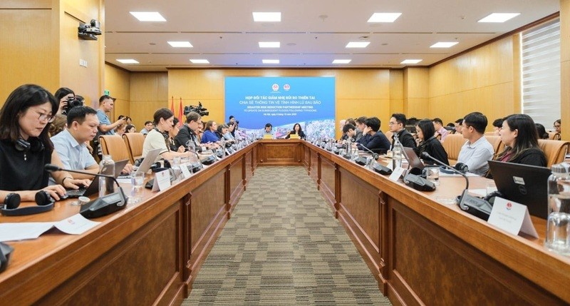 Over 30 Int'l Partners Commit to Support Vietnam to Overcome Natural Disaster Consequenses