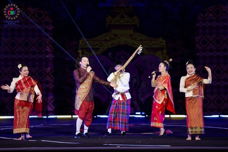 A performance at the festival. (Photo: Organizing Committee)
