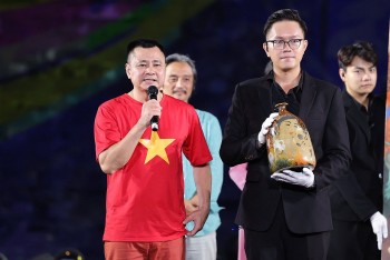 World Culture Festival in Hanoi Raises VND 2.5 Billion for Flood Victims