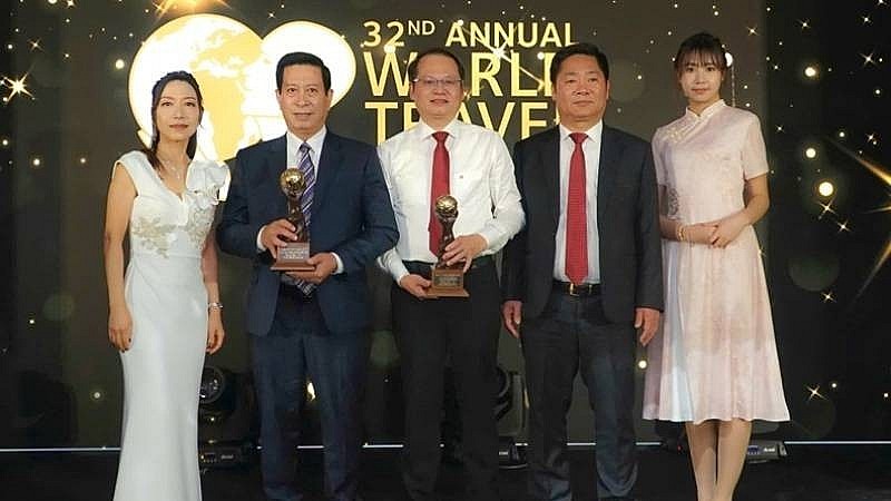 Vietnam News Today (Oct. 15): s