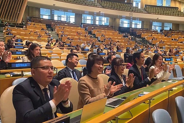 The Vietnamese delegation attends the voting session, New York, October 14, 2025. Photo: VNA The Vietnamese delegation attends the voting session, New York, October 14, 2025. Photo: VNA