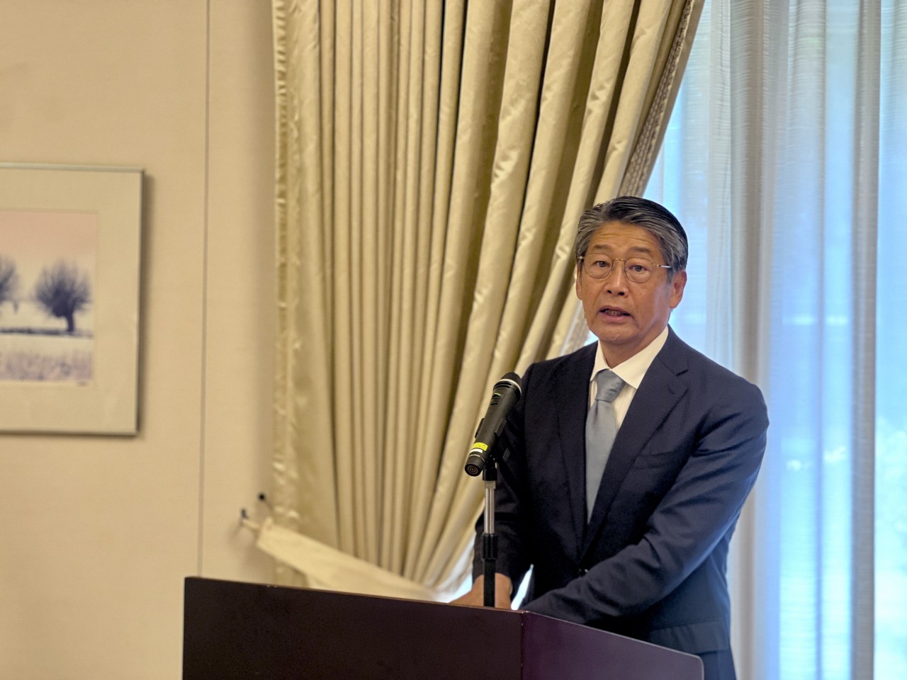Japanese Ambassador to Vietnam Ito Naoki speaking at the signing ceremony.