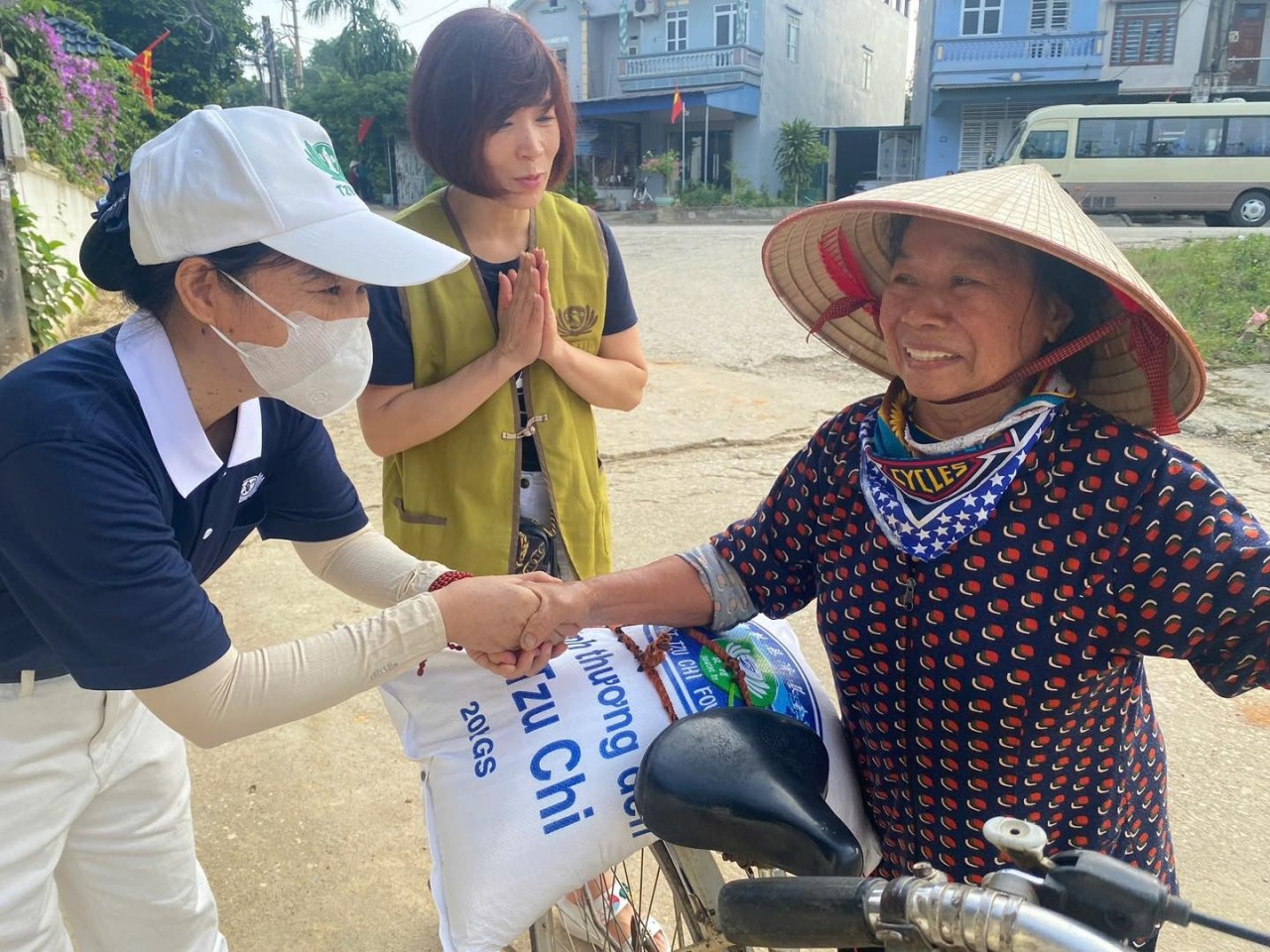 Many International Organizations Support Vietnam in Overcoming Consequences of Natural Disasters