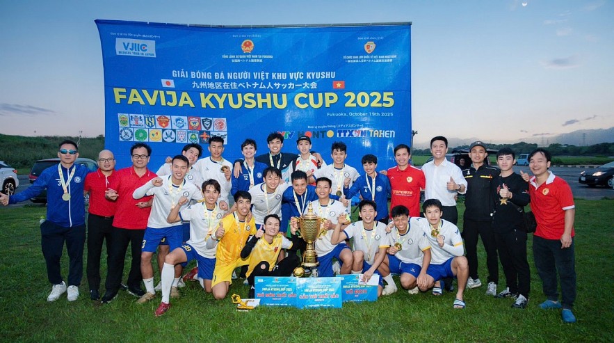 Vietnamese Football Tournament in Kyushu Raises Funds for Victims of Natural Disasters and Floods