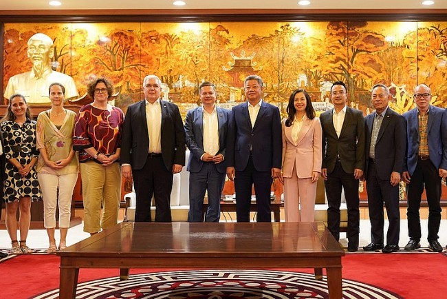 Strengthening Cooperation between Hanoi and Lichtenberg District, Germany