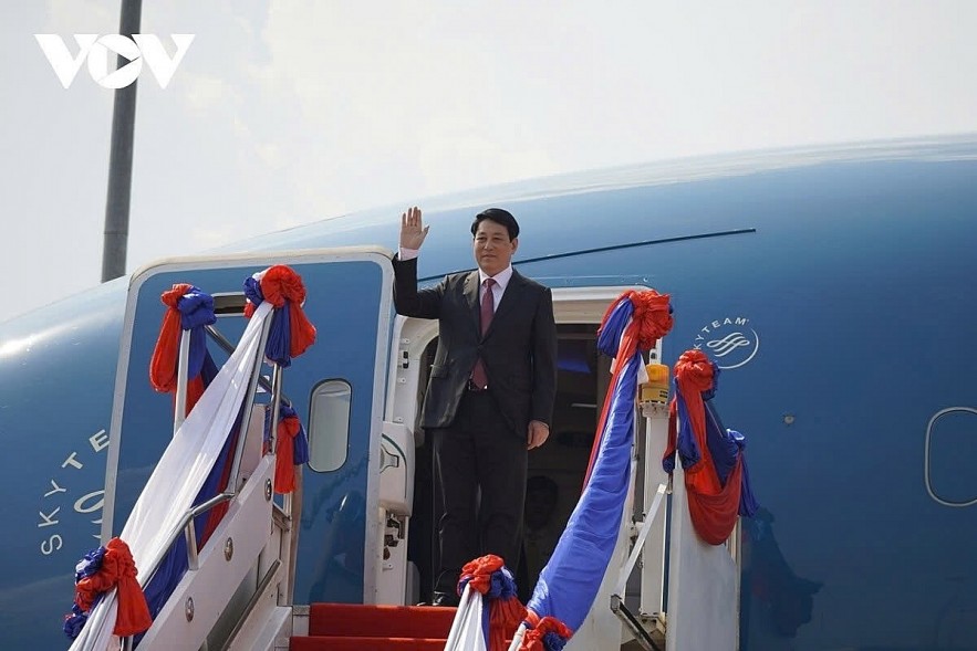 Vietnamese State President Luong Cuong to attend the 32nd APEC Economic Leaders' Week in the Republic of Korea at the invitation of RoK President Lee Jae-Myung. Vietnamese State President Luong Cuong to attend the 32nd APEC Economic Leaders' Week in the Republic of Korea at the invitation of RoK President Lee Jae-Myung.