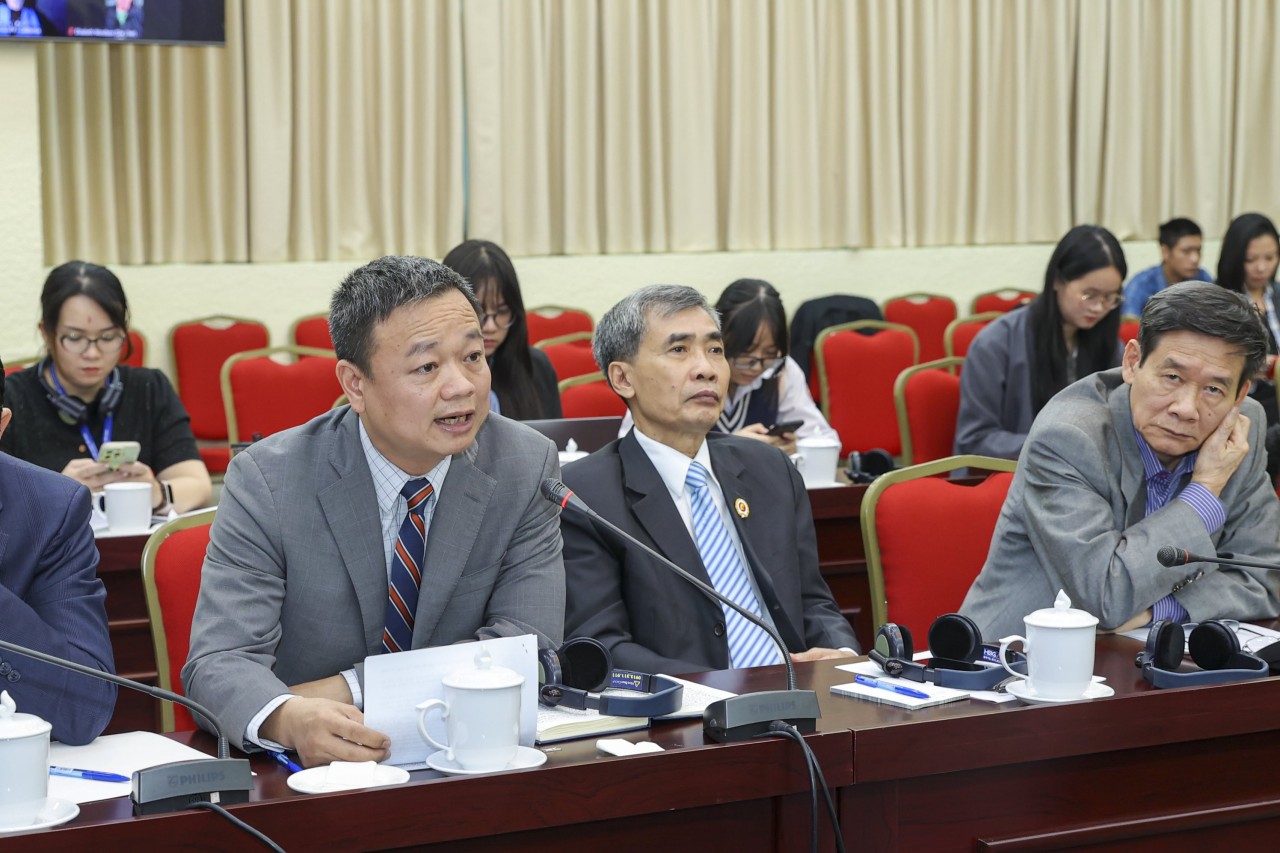 Le Cong Tien, Deputy Director-General of the Americas Department, Ministry of Foreign Affairs, and Director of the Vietnam Office for Seeking Missing Persons (VNOSMP), speaks at the seminar. (Photo: Dinh Hoa)