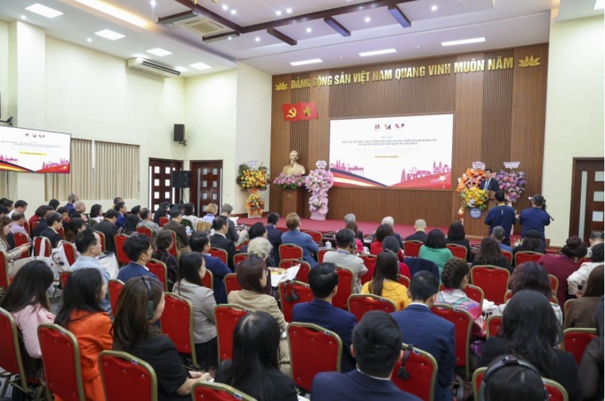 Human Resource Cooperation Tightens Vietnam-Germany Friendship