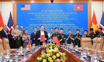 Vietnam News Today (Nov. 1): Vietnam, U.S. Promote Cooperation in War Legacy Remediation