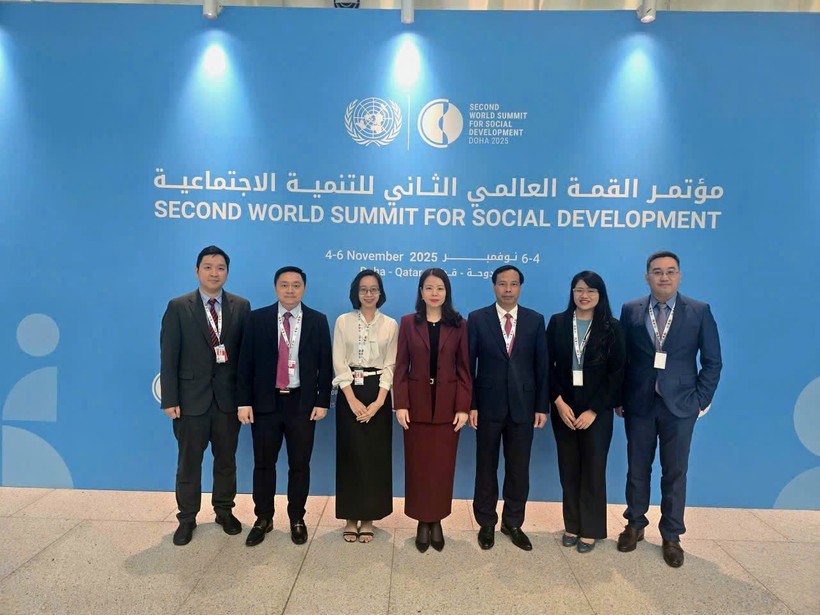 Vietnam News Today (Nov. 7): Vietnam Attends Second World Summit on Social Development in Qatar