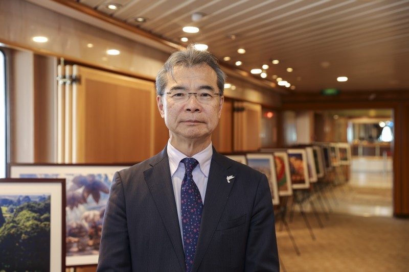 Yoshioka Tatsuya, Co-founder and Executive Director of Peace Boat. (Photo: Dinh Hoa)]