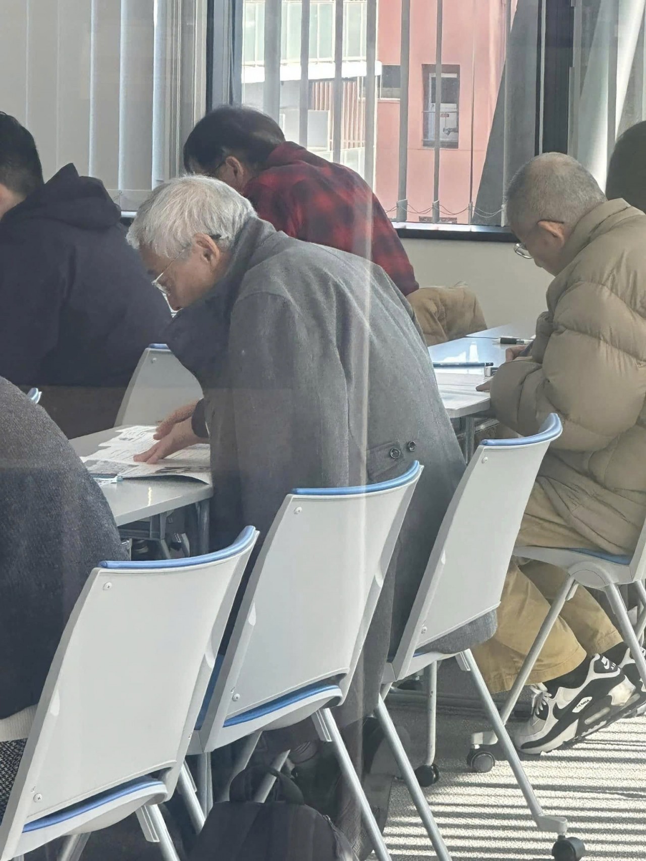 Language Competition: Promoting Vietnamese Language in Land of Rising Sun