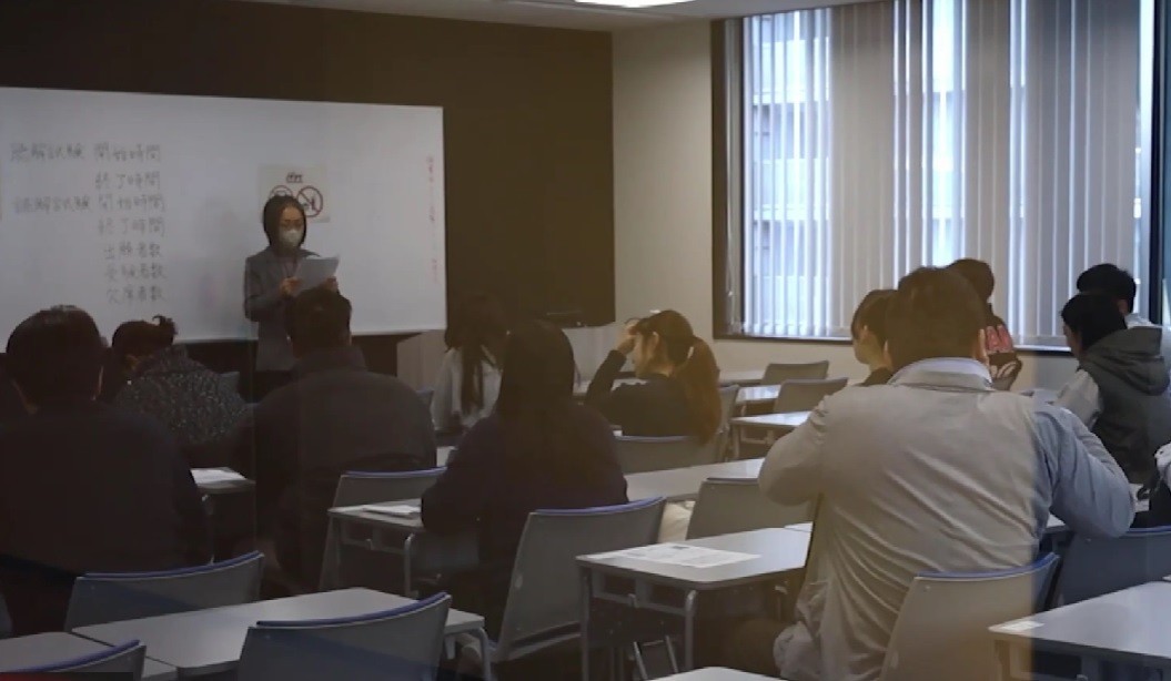 Language Competition: Promoting Vietnamese Language in Land of Rising Sun