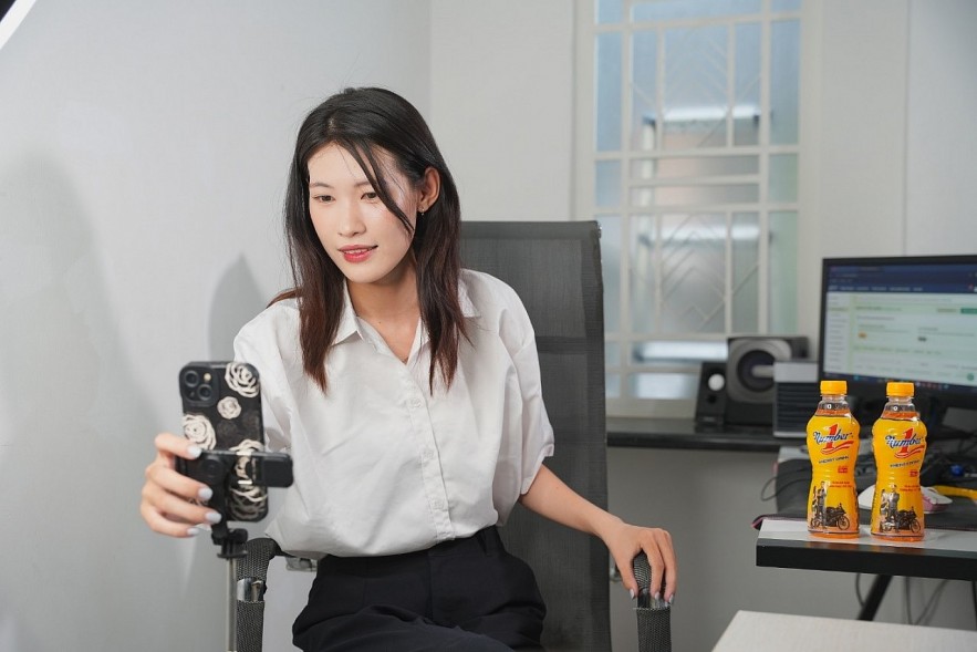 With energy-boosting ingredients that provide instant alertness, Number 1 energy drink is a trusted companion for young people, helping them overcome challenges at work and in life to become the best version of themselves. With energy-boosting ingredients that provide instant alertness, Number 1 energy drink is a trusted companion for young people, helping them overcome challenges at work and in life to become the best version of themselves.