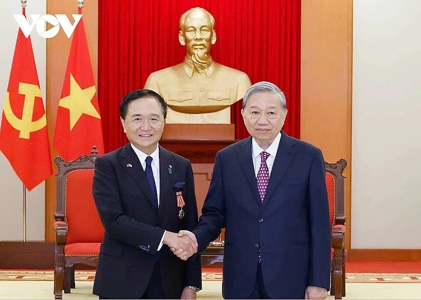 Party General Secretary To Lam welcomes Kanagawa Governor Kuroiwa Yuji of Japan Party General Secretary To Lam welcomes Kanagawa Governor Kuroiwa Yuji of Japan