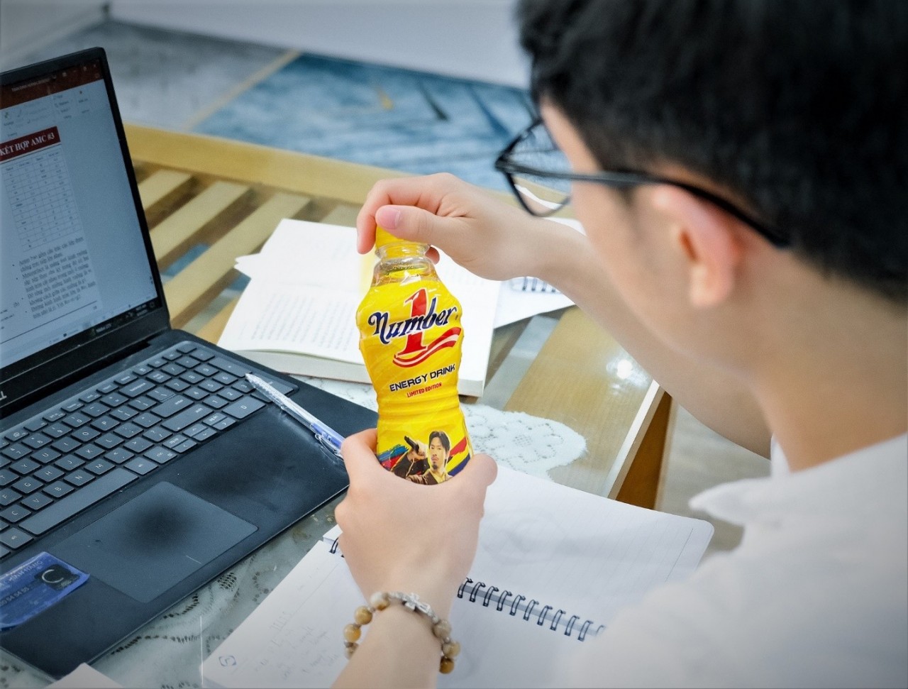 Gen Z Says No to Preservatives and Chooses Clean Energy: How Number 1 Achieved the Impossible