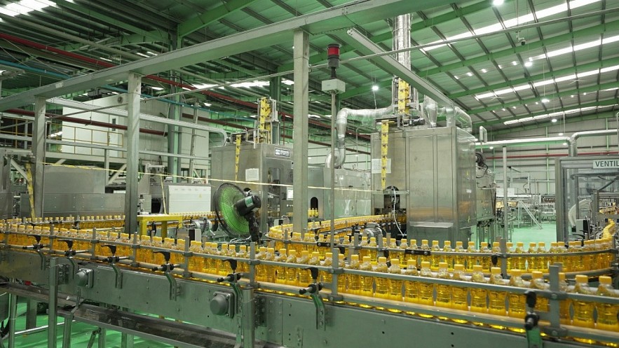 Aseptic technology allows Number 1 to embrace true green manufacturing. Every bottle not only fuels passion and energy but also contributes to Vietnam’s Net Zero 2050 journey. Aseptic technology allows Number 1 to embrace true green manufacturing. Every bottle not only fuels passion and energy but also contributes to Vietnam’s Net Zero 2050 journey.