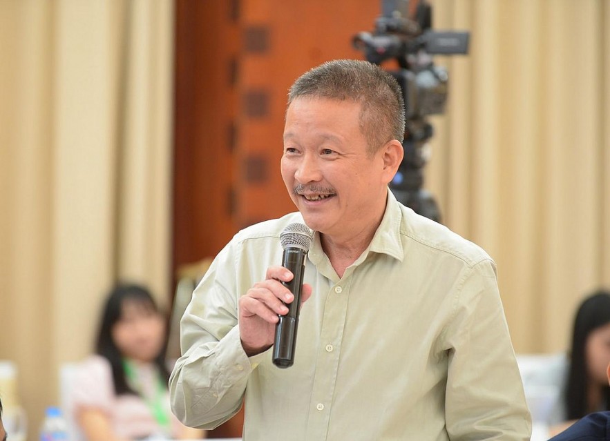 Mr. Nguyen Duy Hung, Chairman of the Governance, Operations and Reputation Committee at Tan Hiep Phat. Mr. Nguyen Duy Hung, Chairman of the Governance, Operations and Reputation Committee at Tan Hiep Phat.