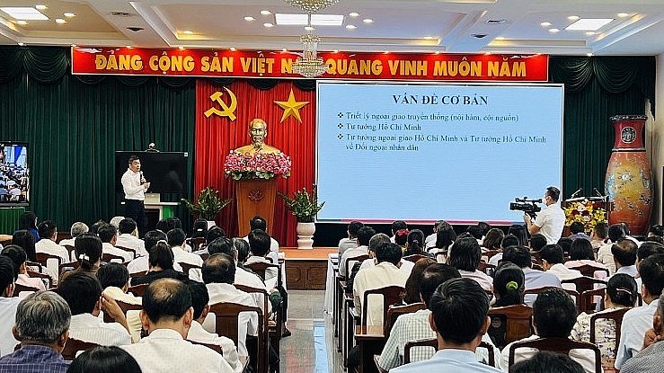 Dong Nai Union of Friendship Organizations: Friendship Flourishes Through Creativity Dong Nai Union of Friendship Organizations: Friendship Flourishes Through Creativity