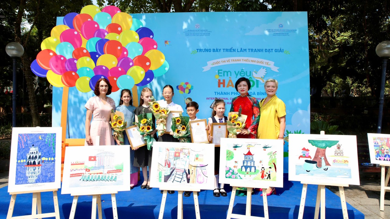 The 2025 International Children's Painting Contest “I Love Hanoi – City for Peace” organized by the Hanoi Union of Friendship Organizations, September 20, 2025. (Photo: HAUFO) The 2025 International Children's Painting Contest “I Love Hanoi – City for Peace” organized by the Hanoi Union of Friendship Organizations, September 20, 2025. (Photo: HAUFO)