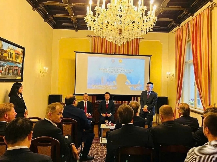 Da Nang expects to get Austrian expertise and experience in developing its International Financial Centre and high technology sector through the Vienna business roundtable on November 17.