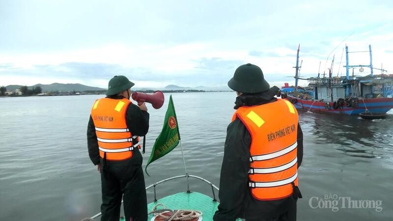 Quang Tri Tightens Control of Vessels to Combat IUU Fishing