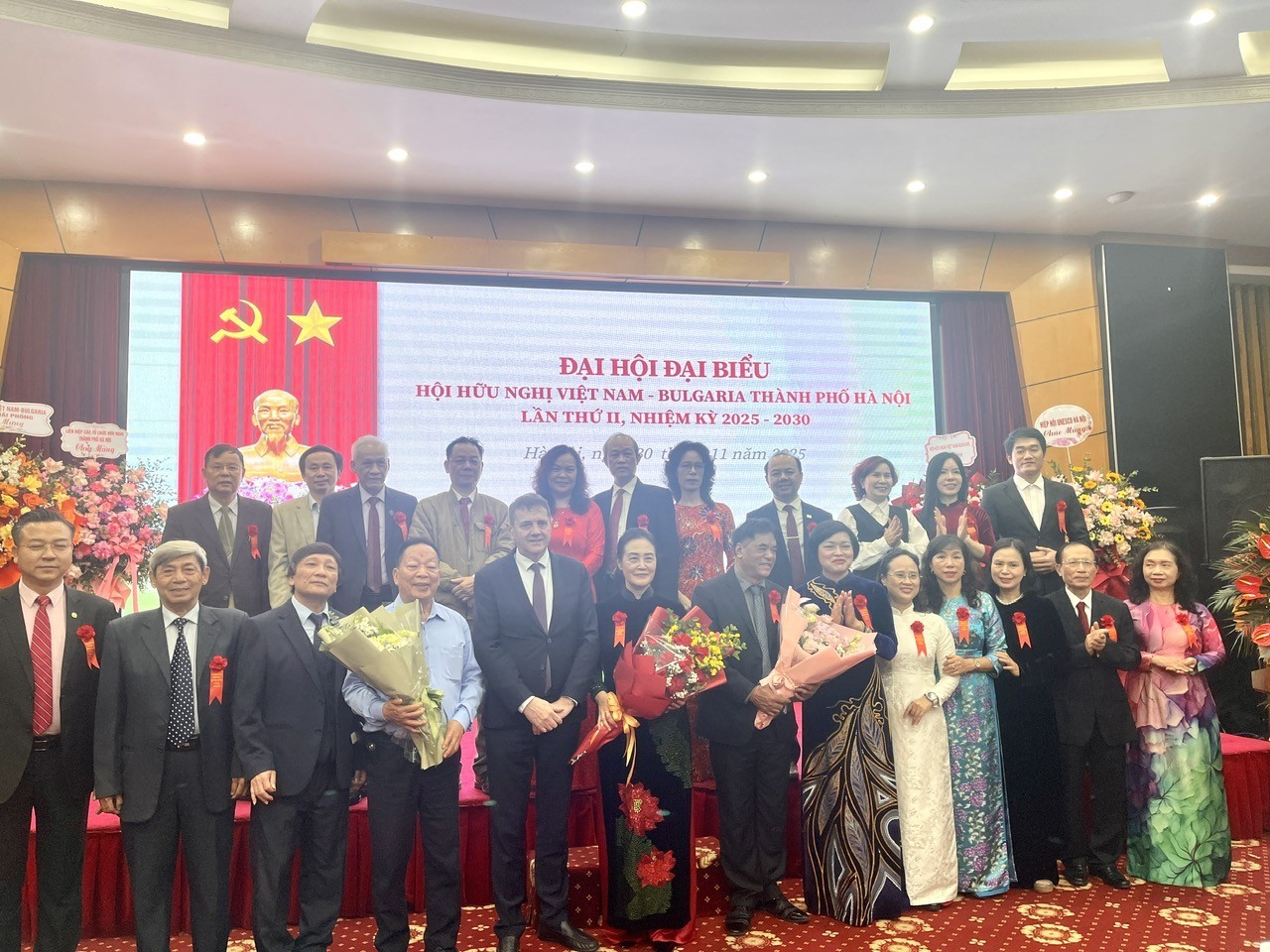 Strengthening Traditional Friendship Between Vietnam and Bulgaria