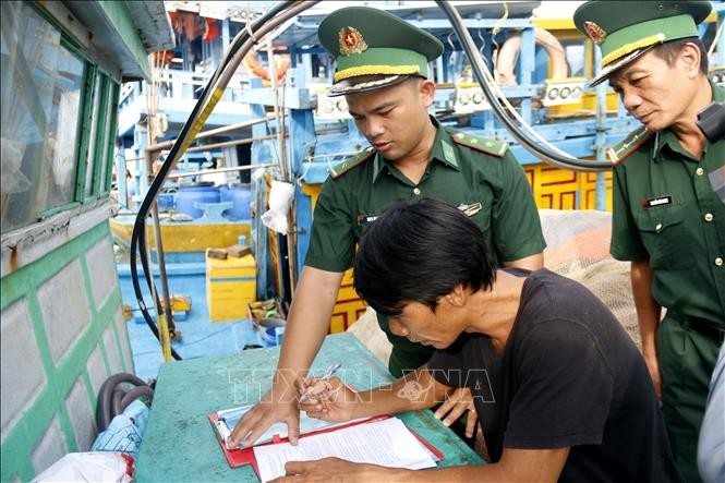 Joint Measures by Fishermen and Border Guards to Combat IUU Fishing